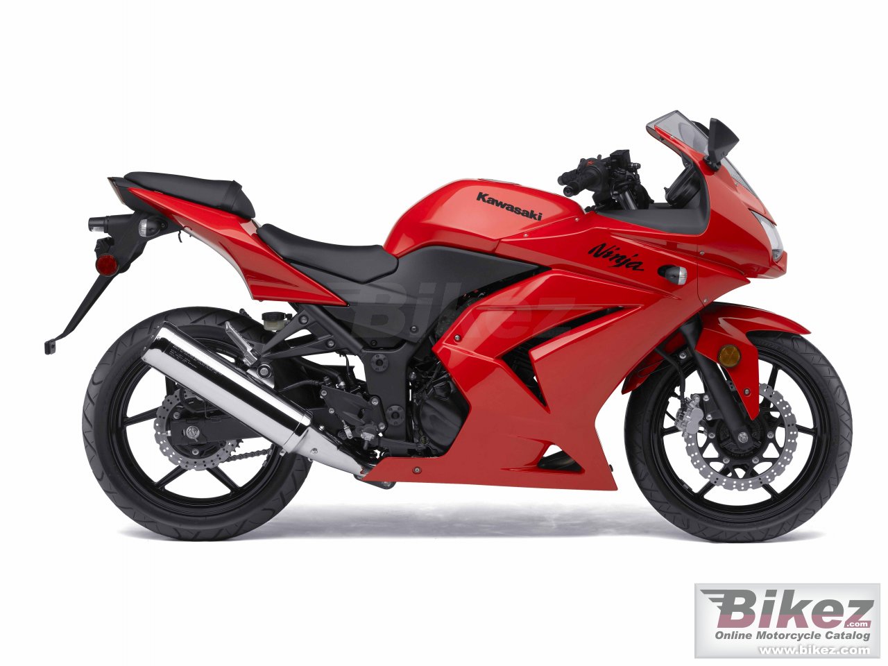 Big Kawasaki ninja 250r picture and wallpaper from Bikez.com